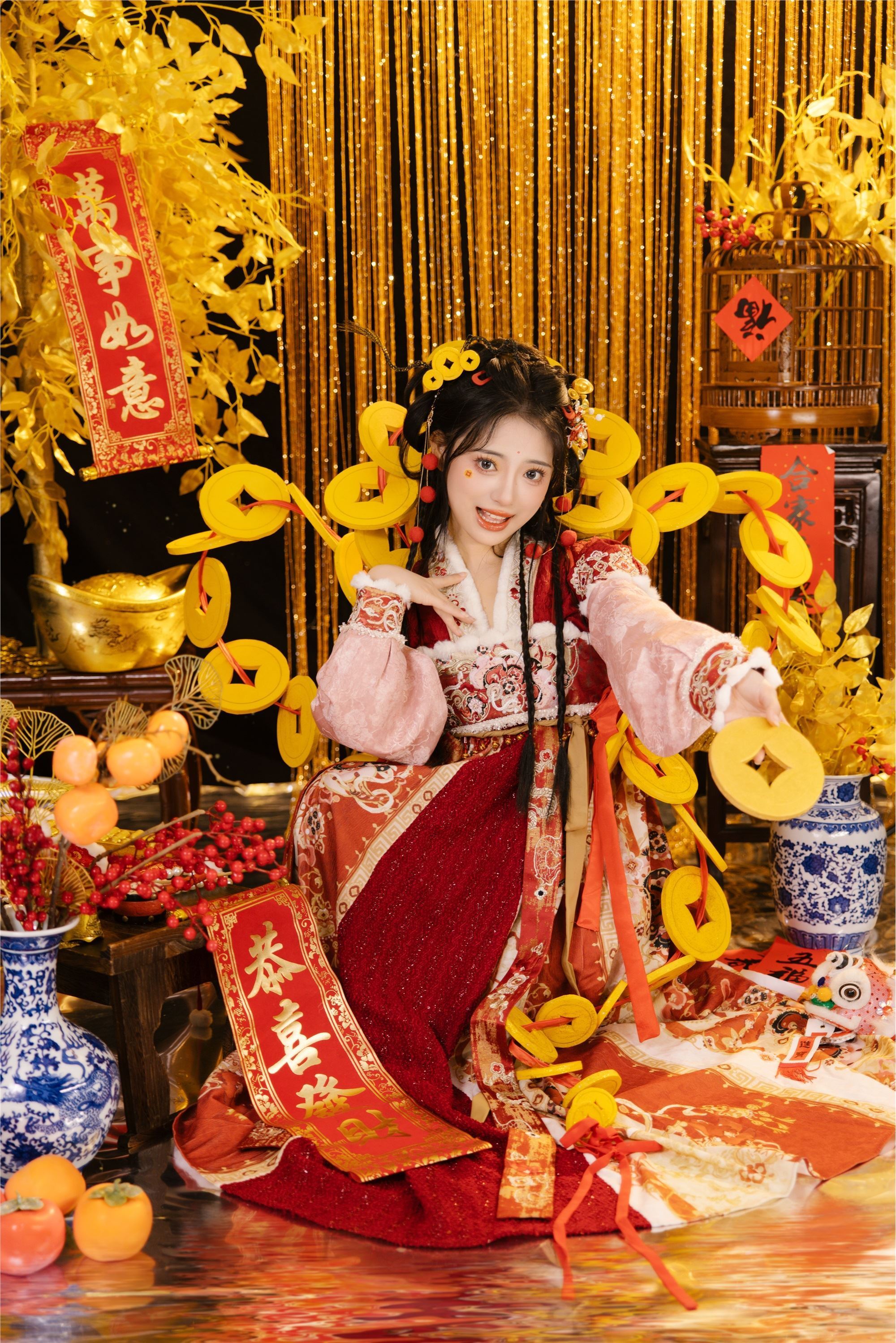 YITUYU艺图语 2025.01.30 蛇年大吉 衔鹿